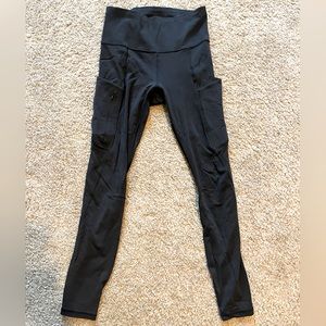 Athleta All in Leggings Size XS Black Pockets / Zipper Adjustable High Waistband